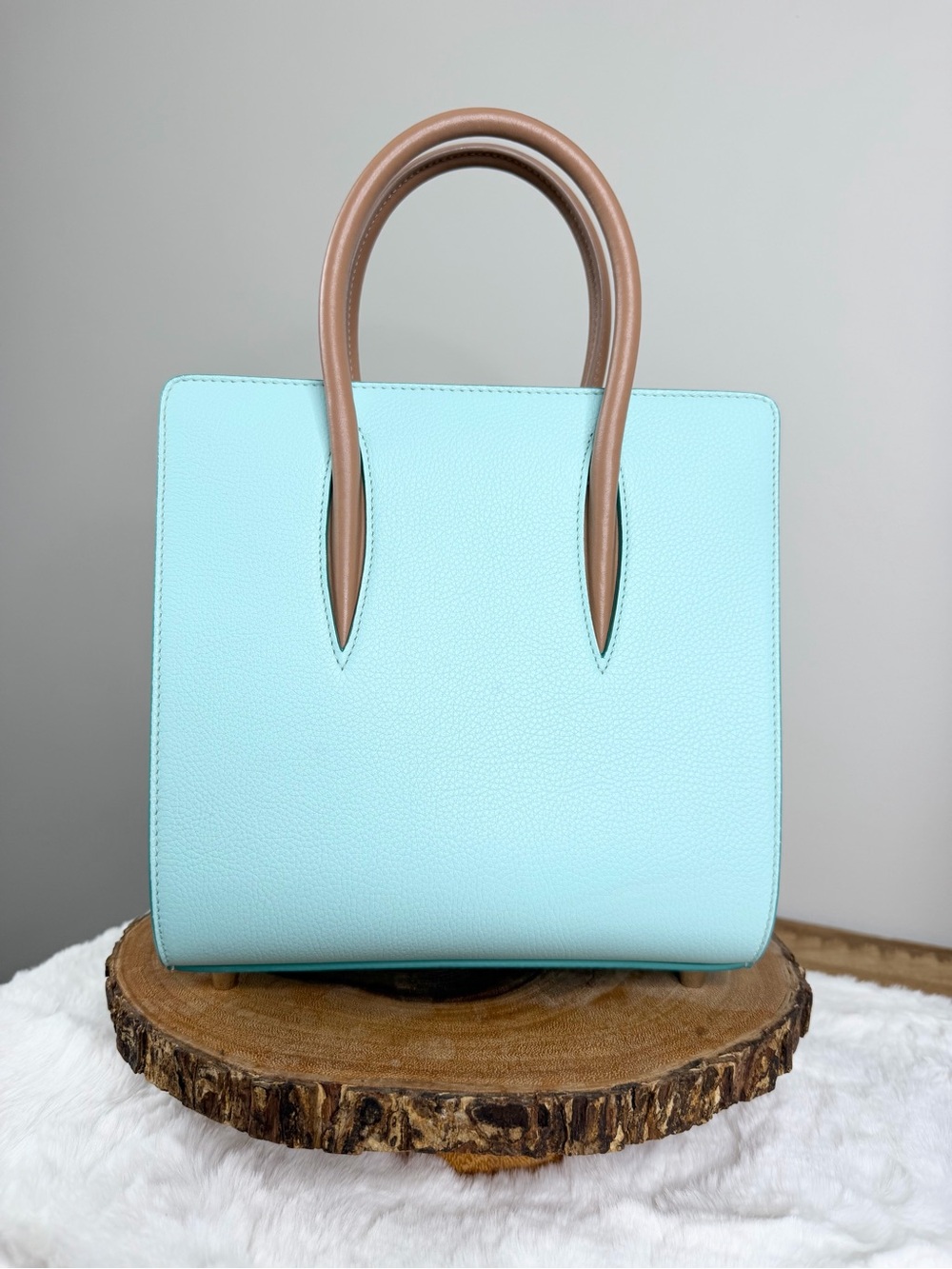 Christian Louboutin Small Paloma Handbag/Crossbody COA - Picture 2 of 14